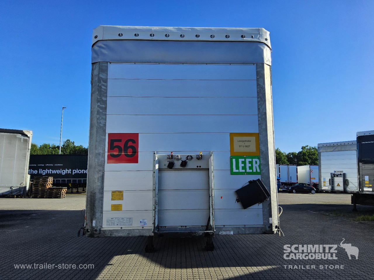 Schmitz Cargobull Curtainsider Standard Getränke 