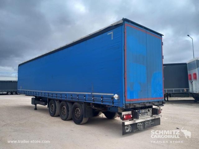 Schmitz Cargobull Curtainsider Coil 