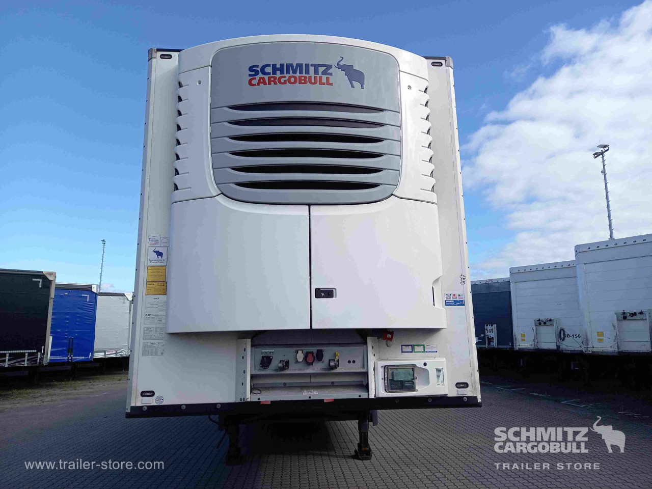Schmitz Cargobull Tiefkühler Standard Doppelstock Trennwand 