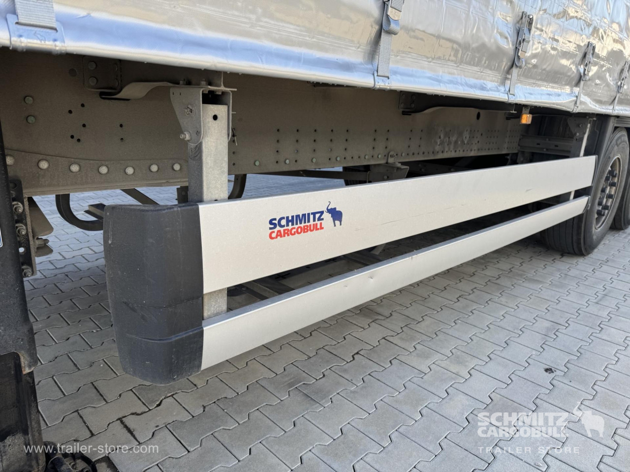 Schmitz Cargobull Curtainsider Standard 