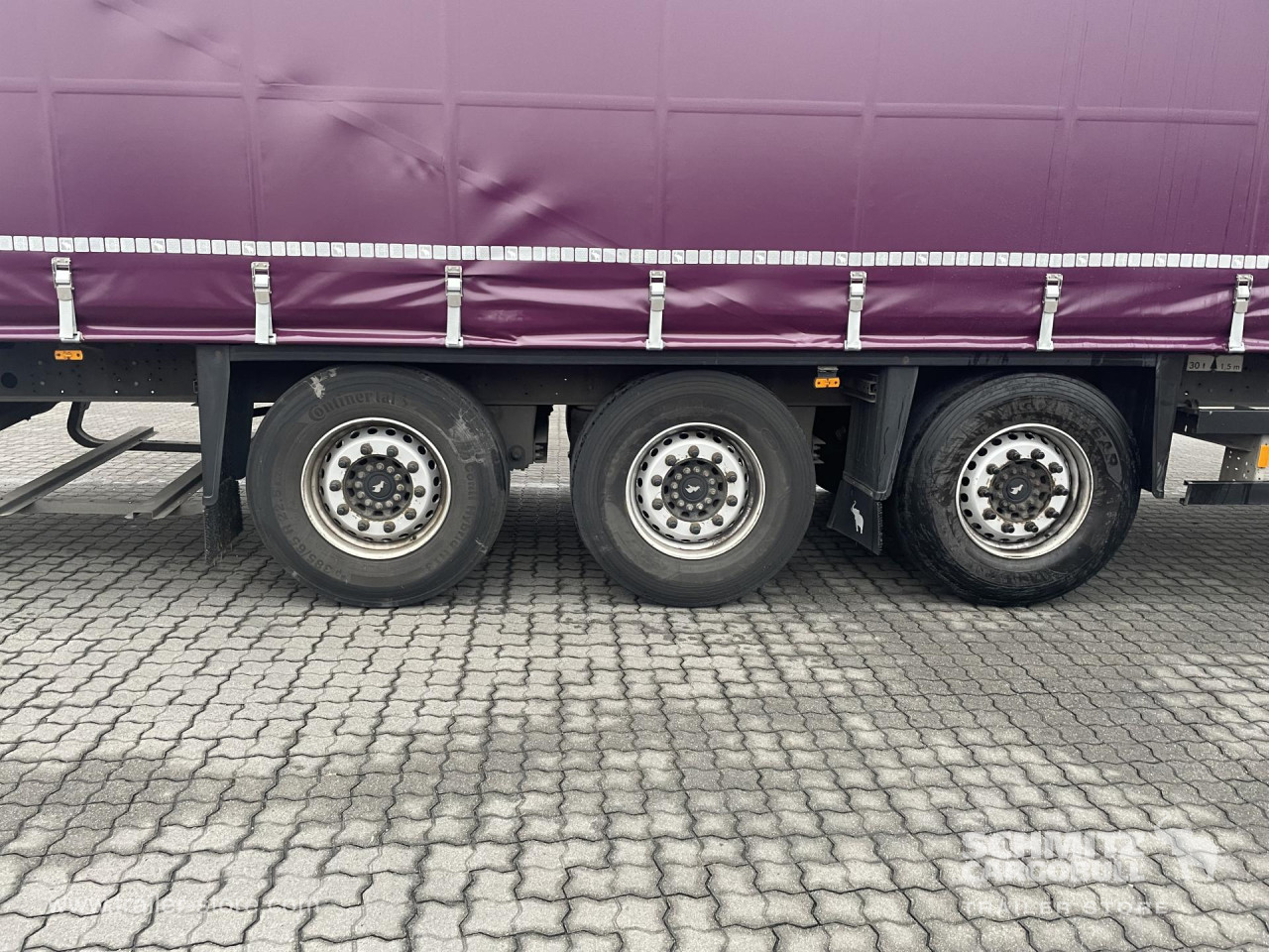 Schmitz Cargobull Curtainsider Coil 