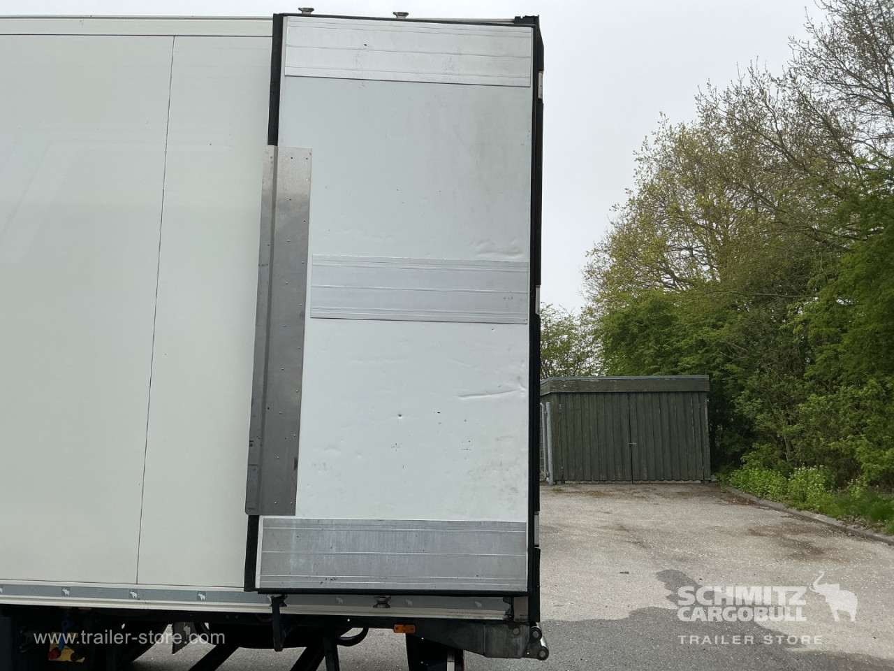 Schmitz Cargobull Reefer Meat hanging system 