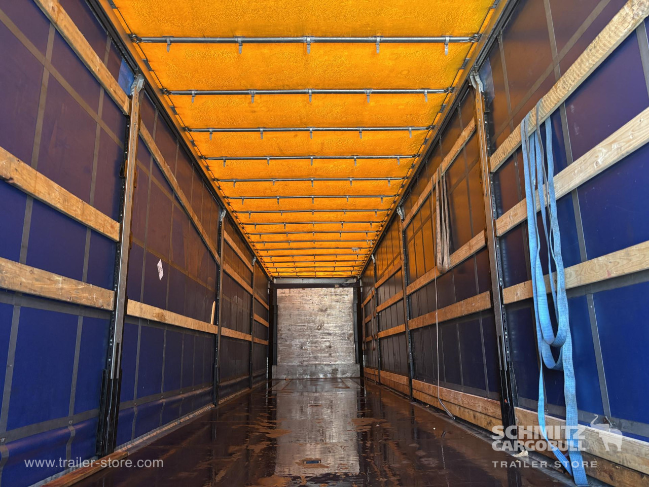 Schmitz Cargobull Curtainsider Standard 