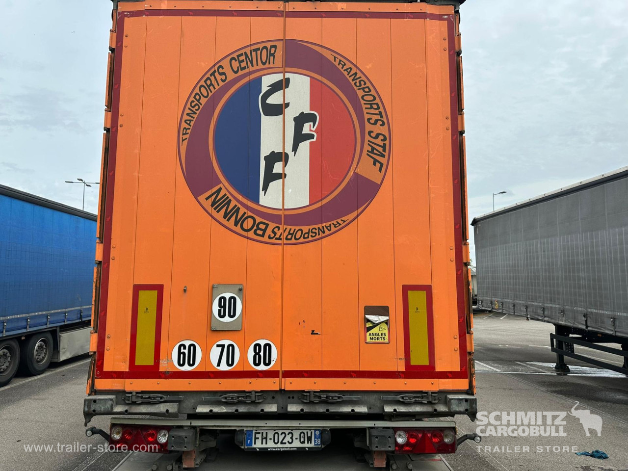 Schmitz Cargobull Semitrailer Curtainsider Standard Hayon 