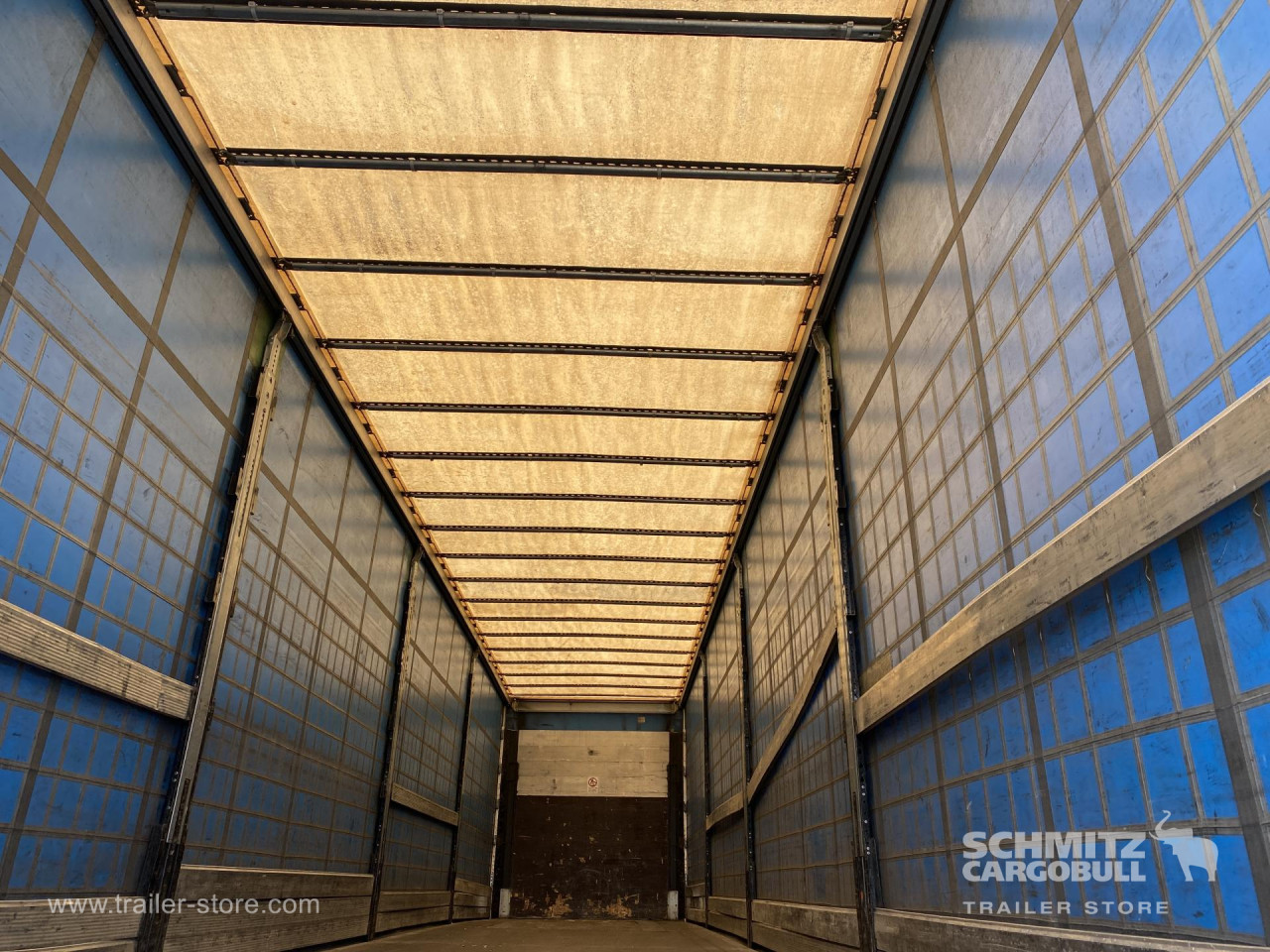 Schmitz Cargobull Semitrailer Curtainsider Standard 