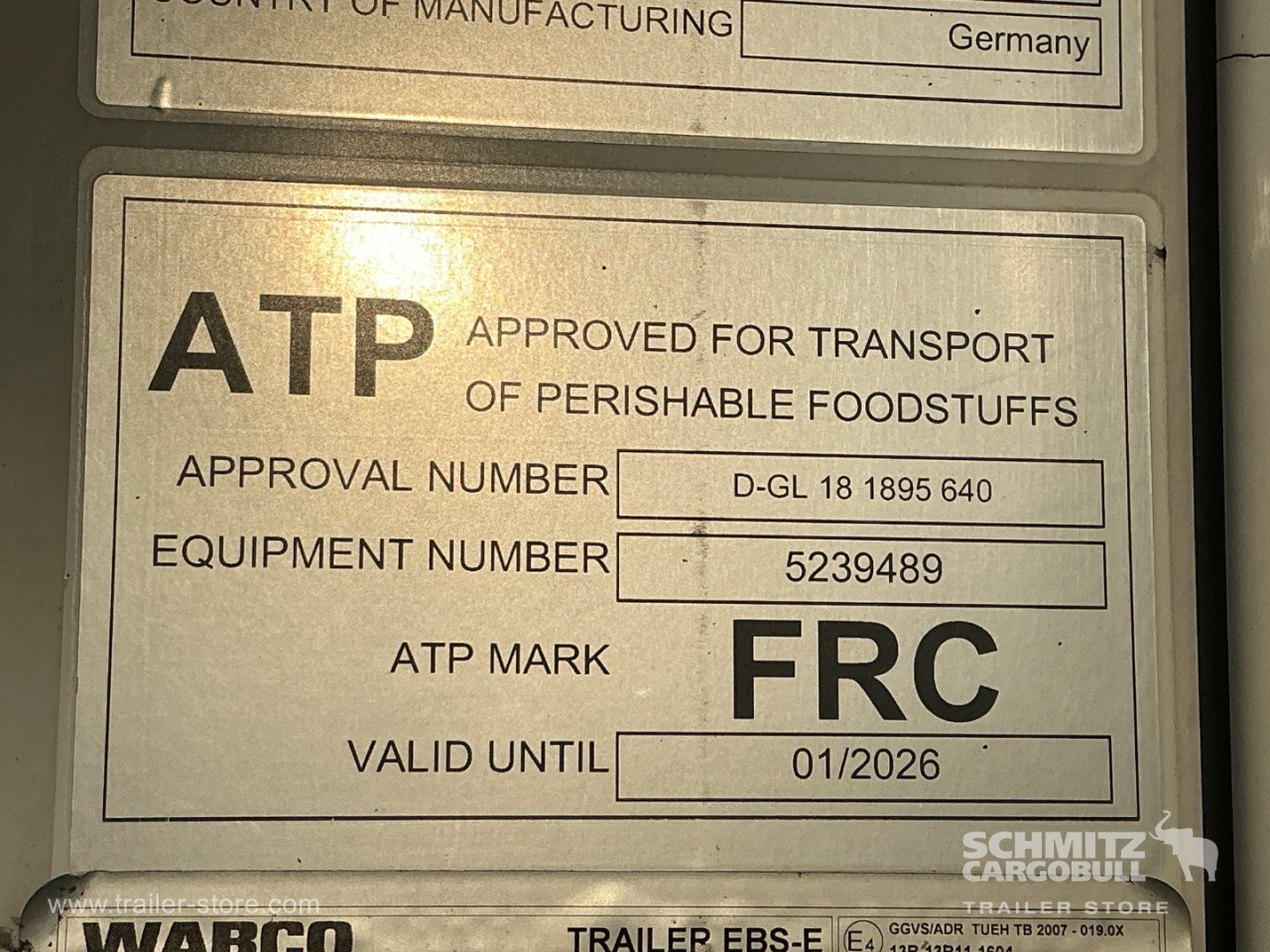 Schmitz Cargobull Reefer Meat hanging system 