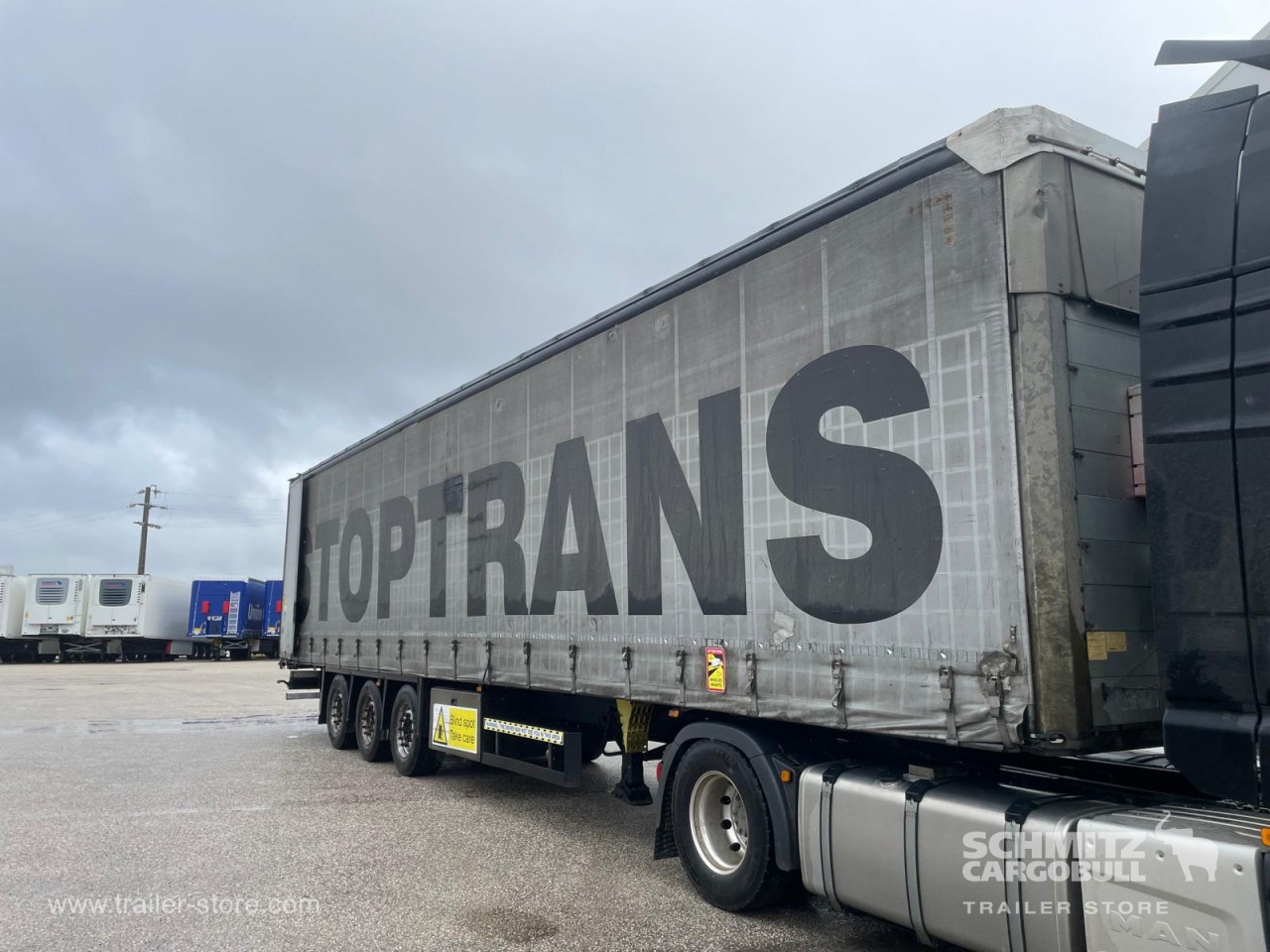 Schmitz Cargobull Curtainsider Standard 