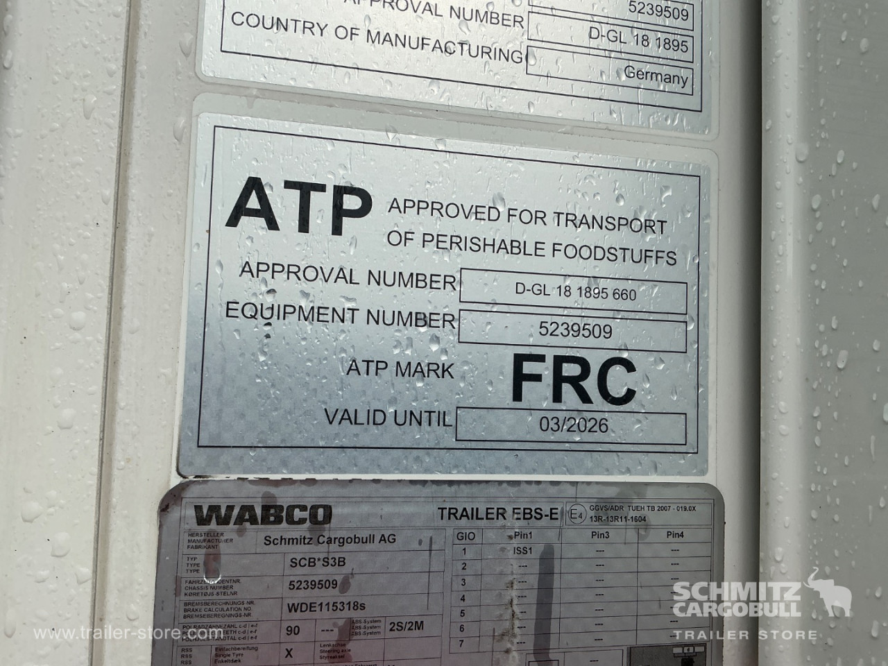 Schmitz Cargobull Reefer Meat hanging system 