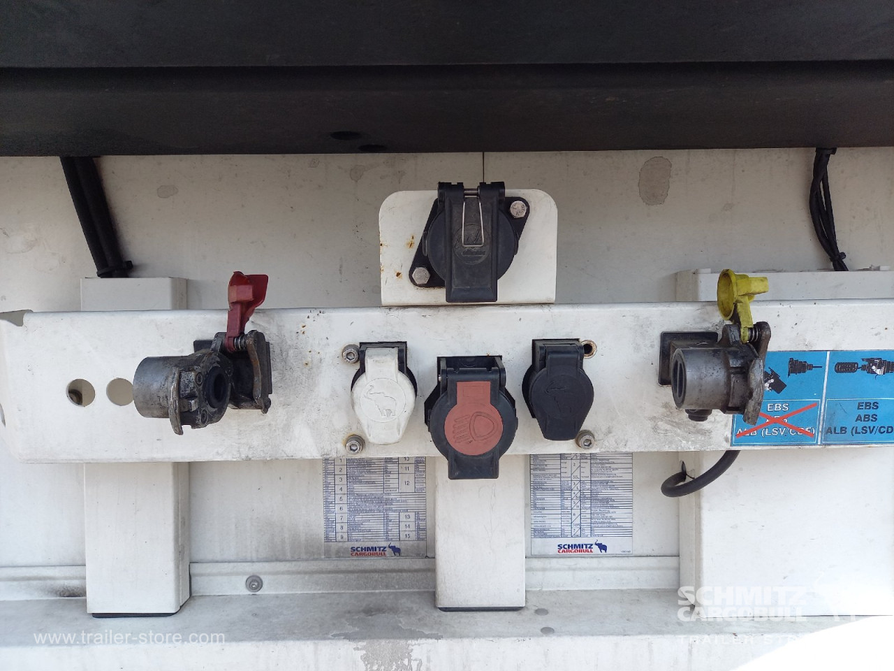 Schmitz Cargobull Tiefkühler Standard Doppelstock 