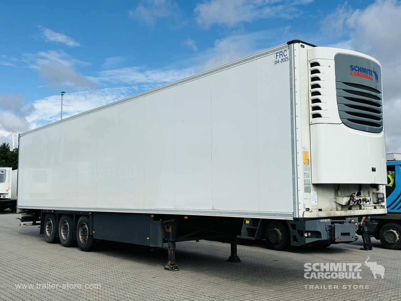 Schmitz Cargobull Tiefkühler Multitemp Doppelstock Trennwand 