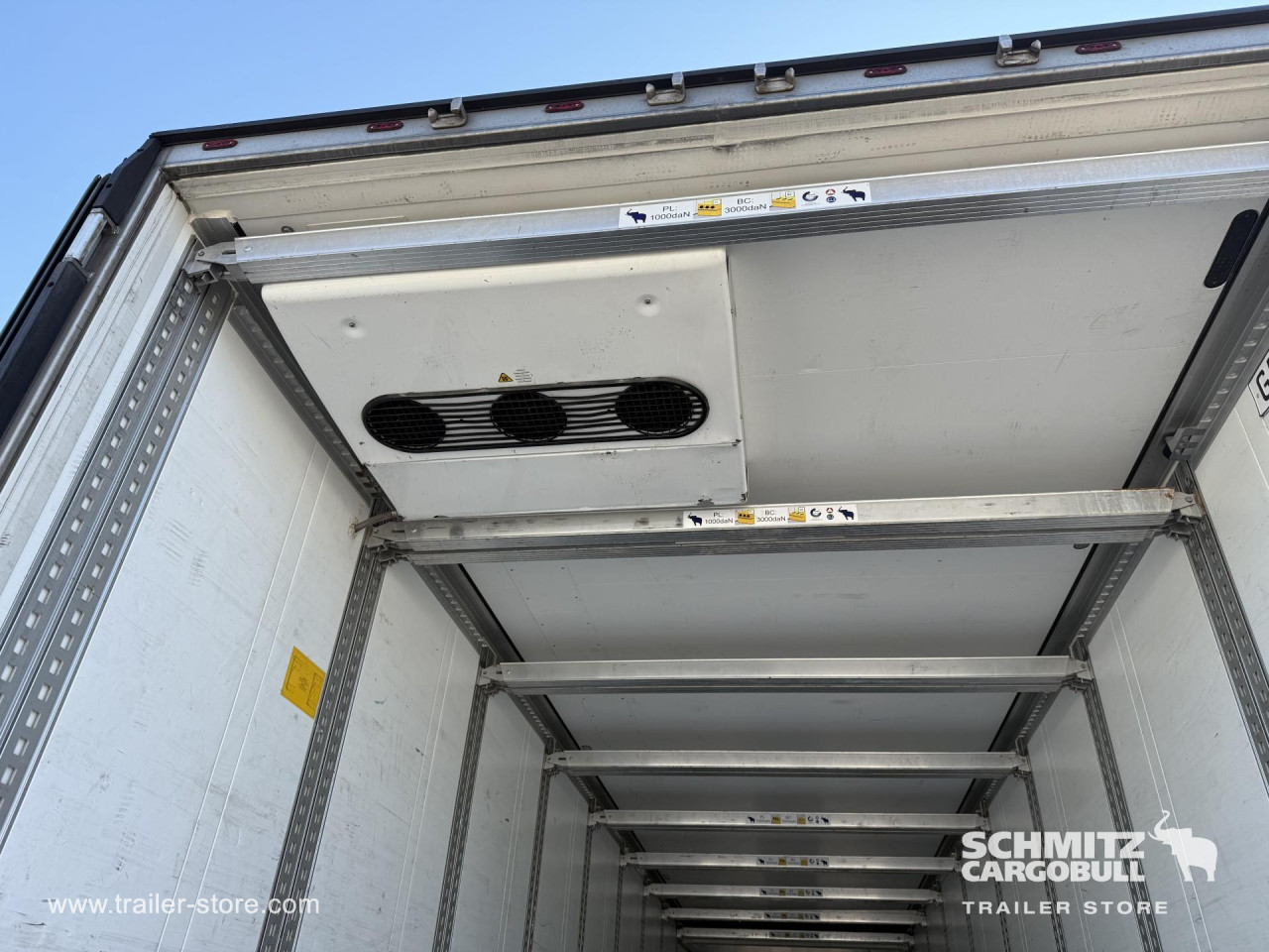Schmitz Cargobull Reefer Multitemp Double deck 