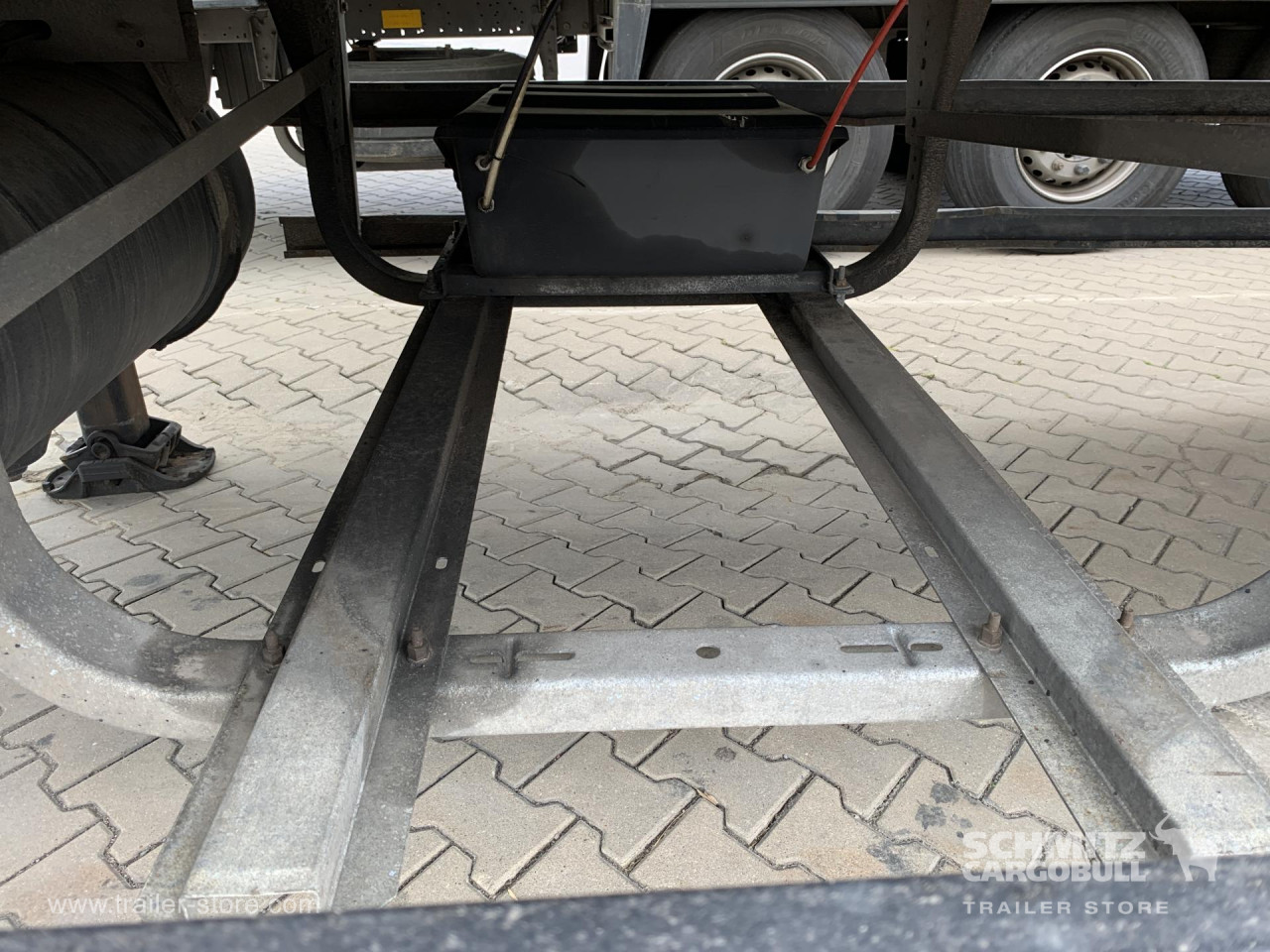 Schmitz Cargobull Reefer Standard Taillift 