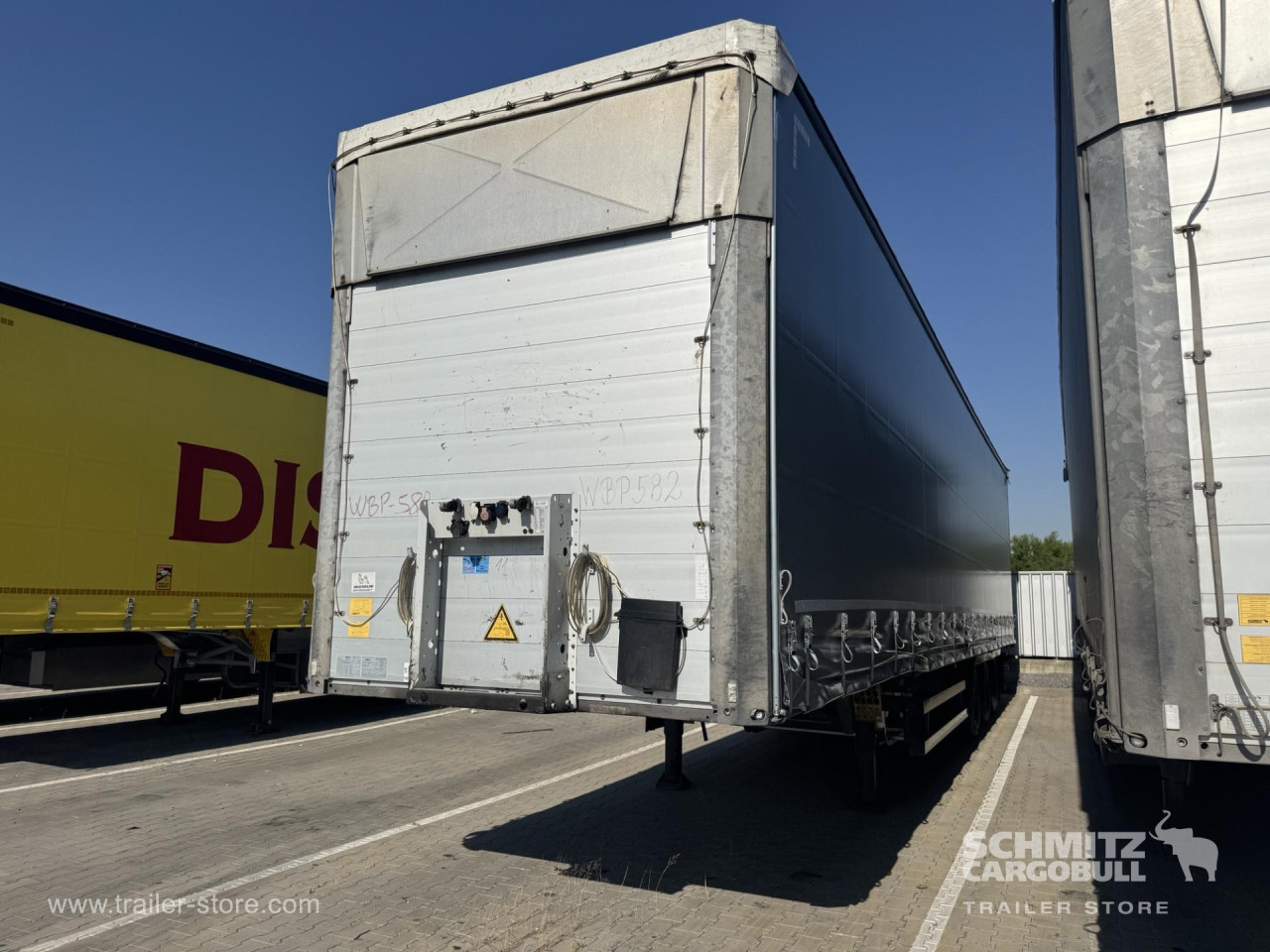 Schmitz Cargobull Curtainsider Mega 