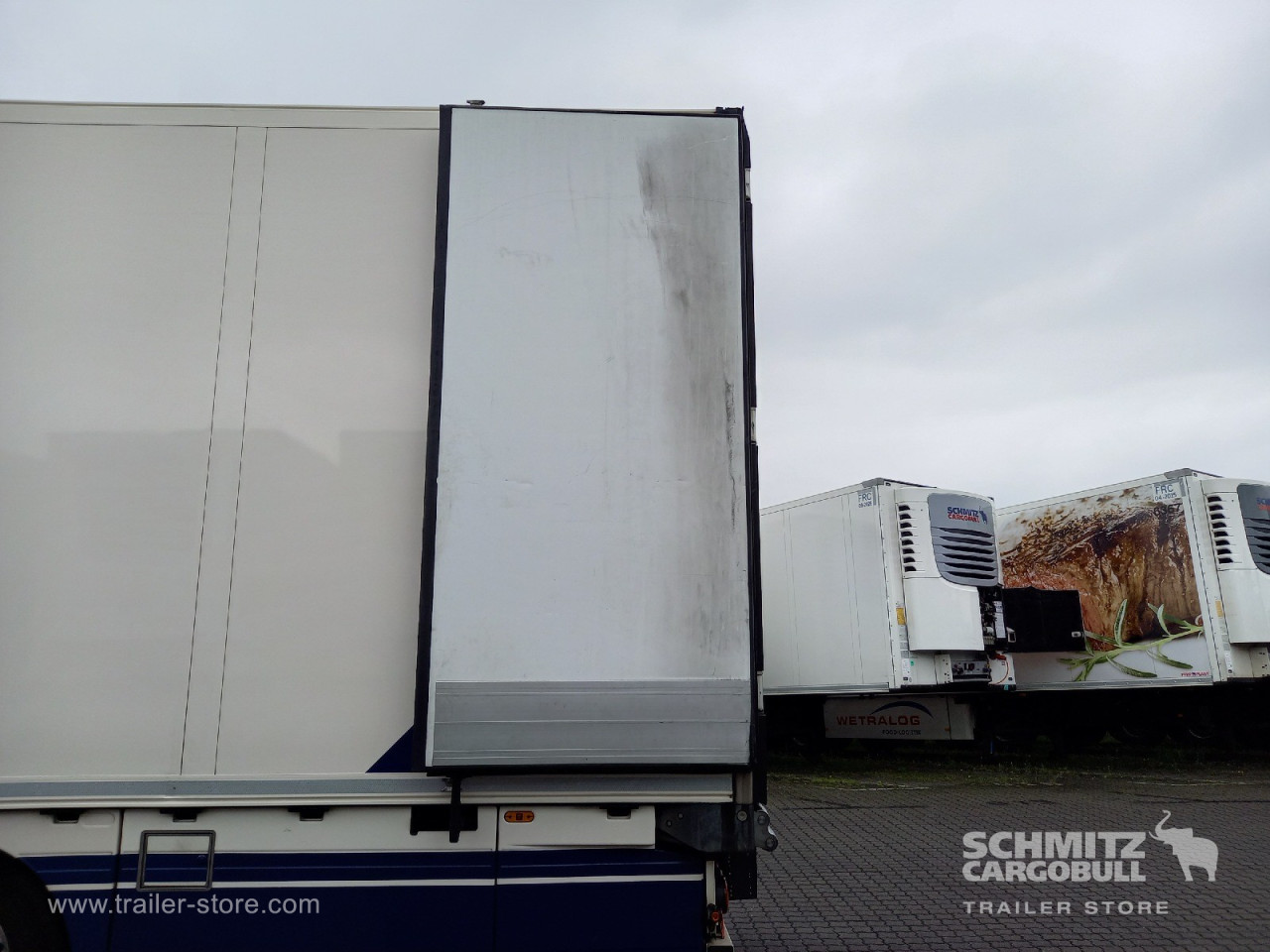 Schmitz Cargobull Tiefkühler Multitemp Doppelstock Trennwand 