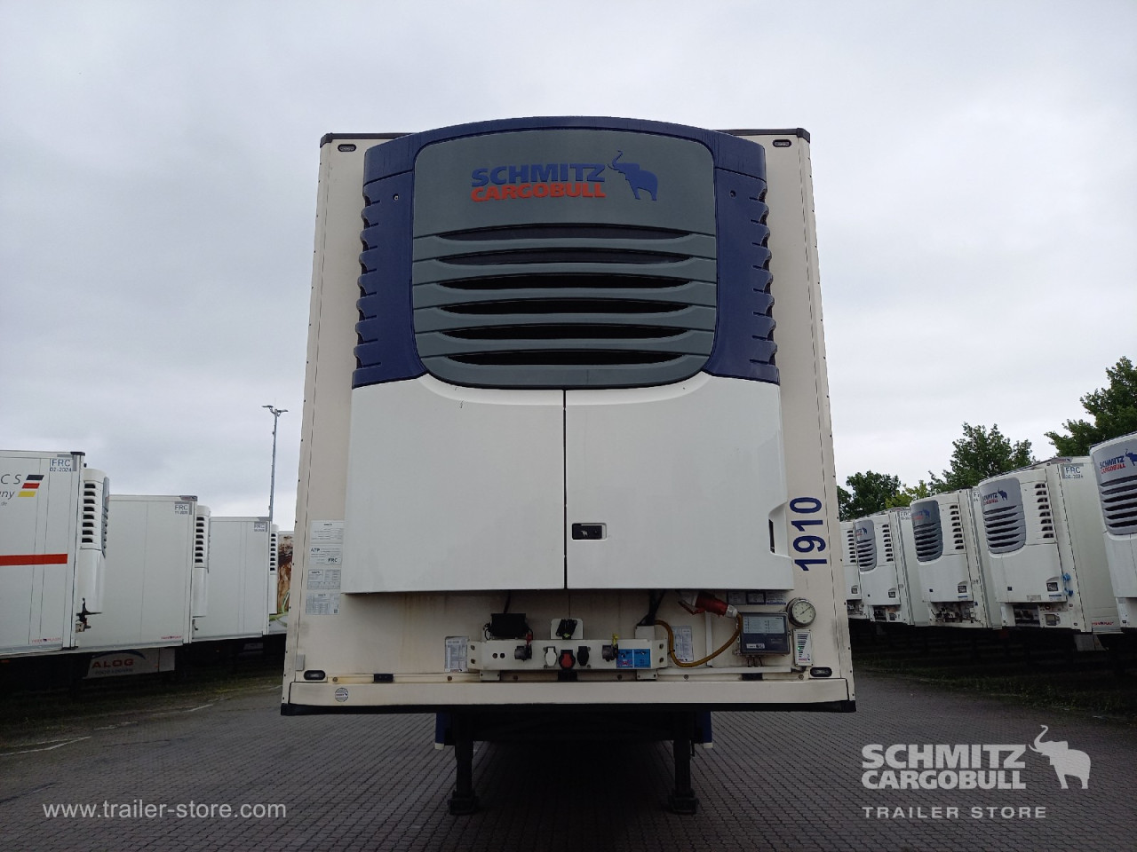 Schmitz Cargobull Tiefkühler Multitemp Doppelstock Trennwand 