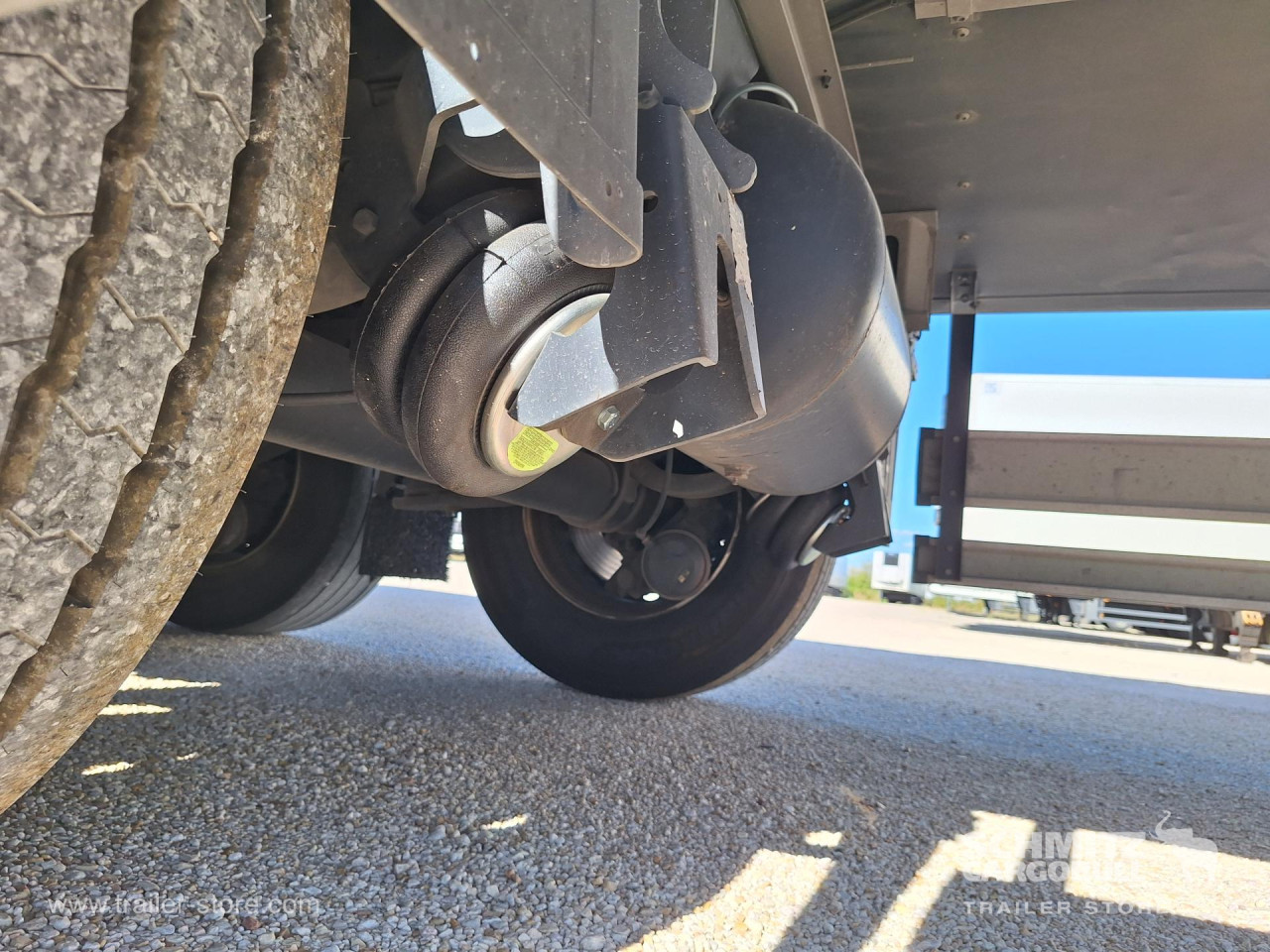 Schmitz Cargobull Mélyh?t? koffer Szabvány 