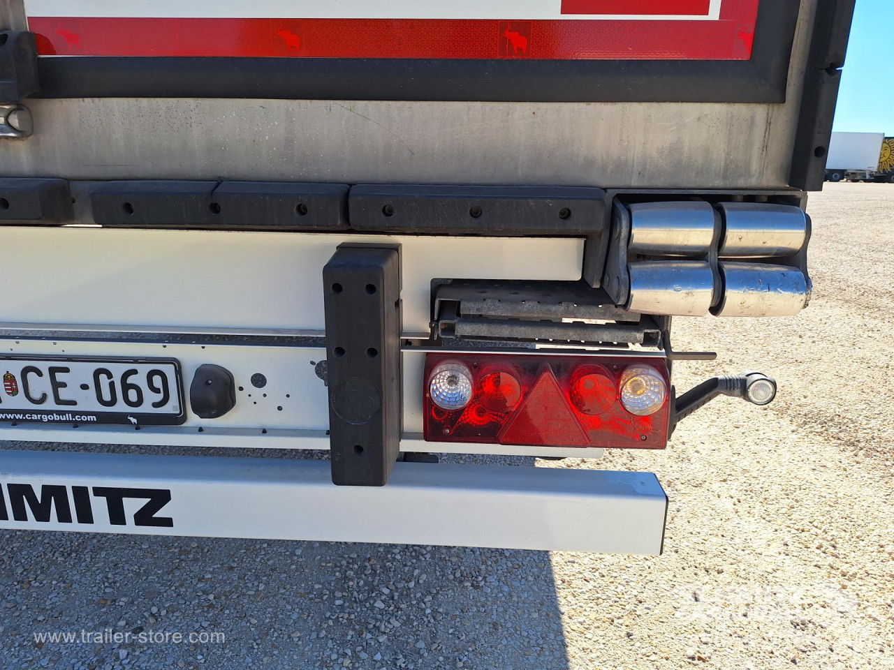 Schmitz Cargobull Mélyh?t? koffer Szabvány 