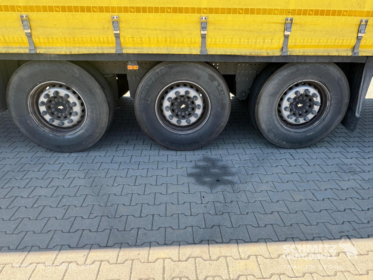 Schmitz Cargobull Curtainsider Standard 