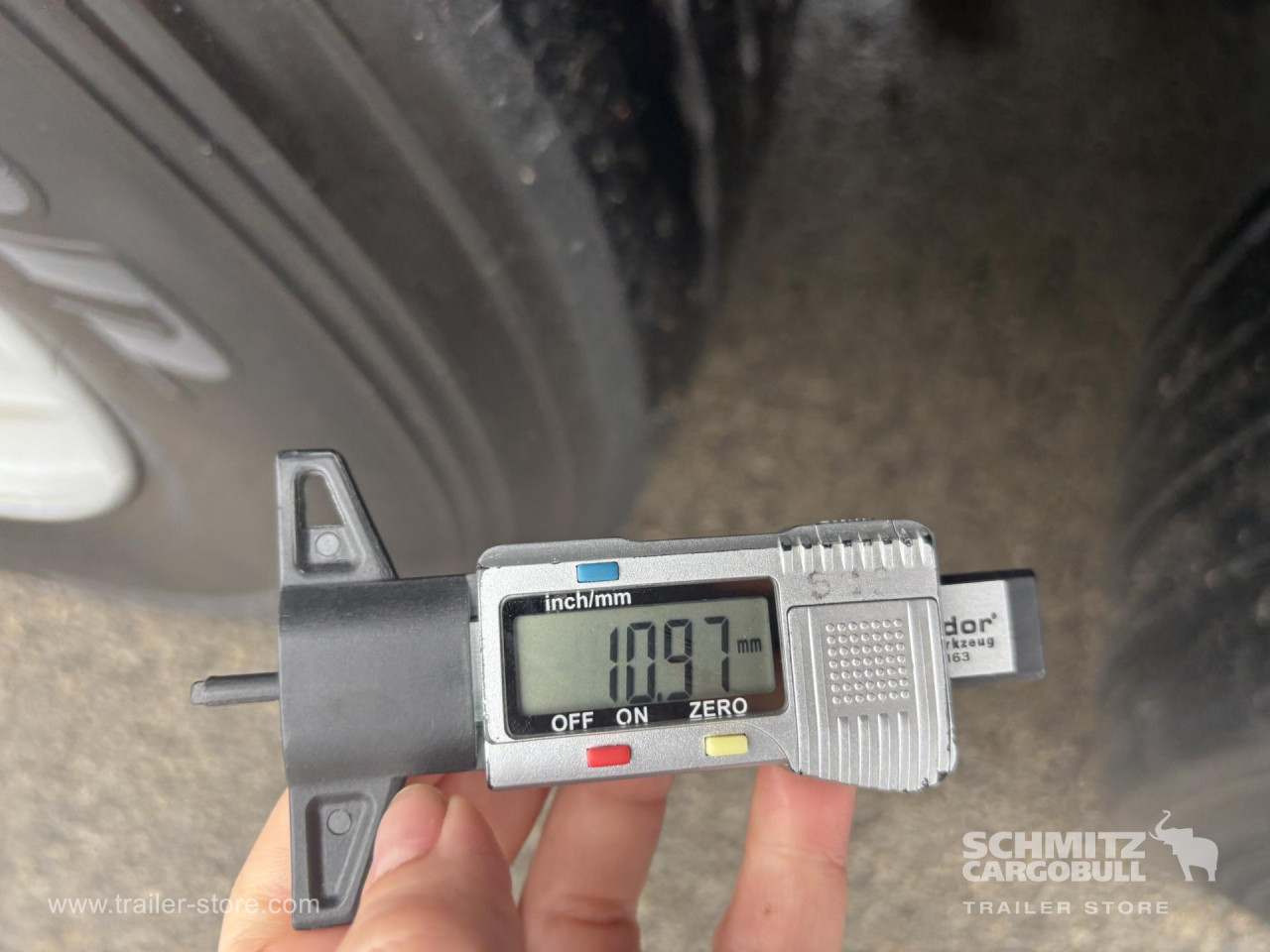 Schmitz Cargobull Curtainsider Standard 