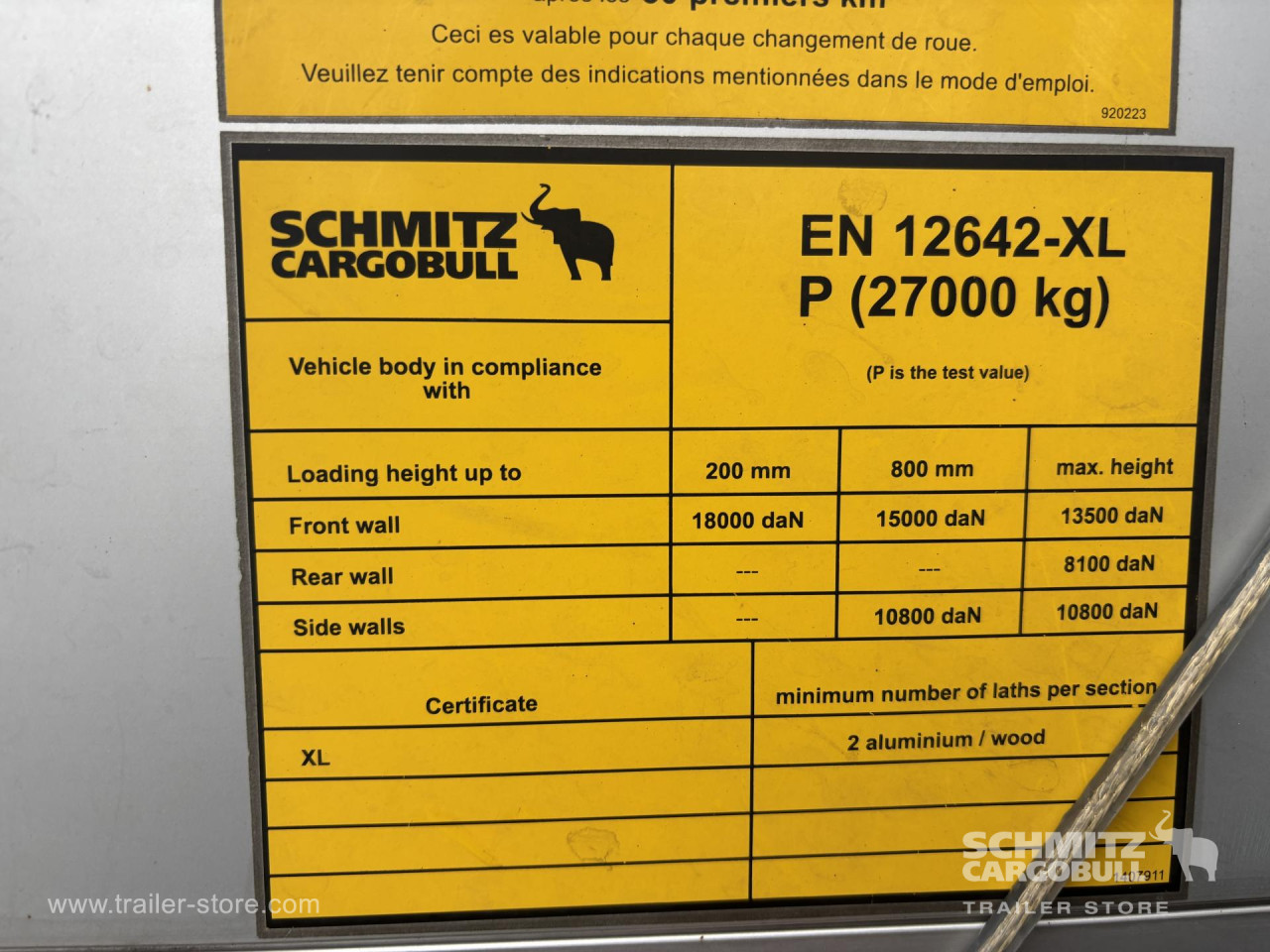 Schmitz Cargobull Curtainsider Standard 