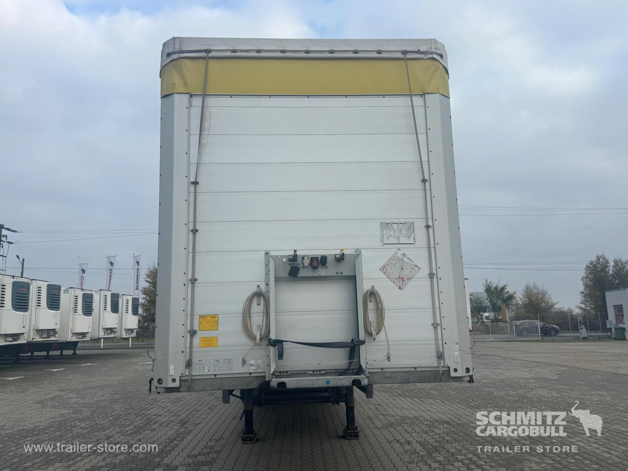 Schmitz Cargobull Curtainsider Standard 