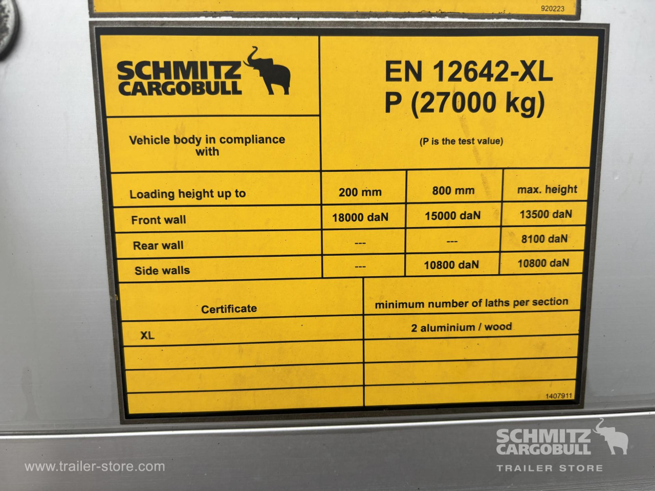 Schmitz Cargobull Curtainsider Standard 