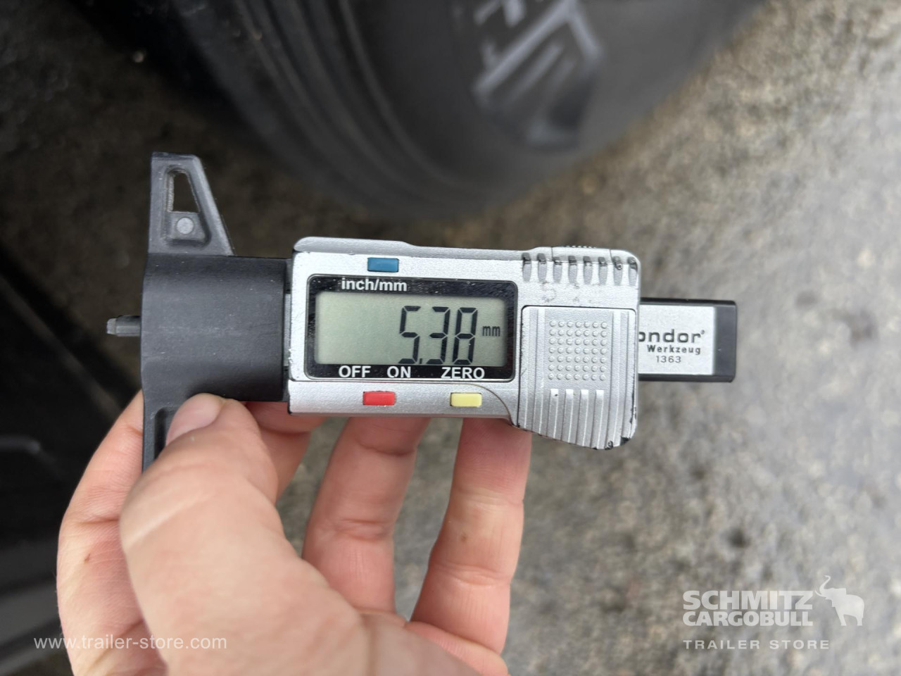 Schmitz Cargobull Curtainsider Mega 