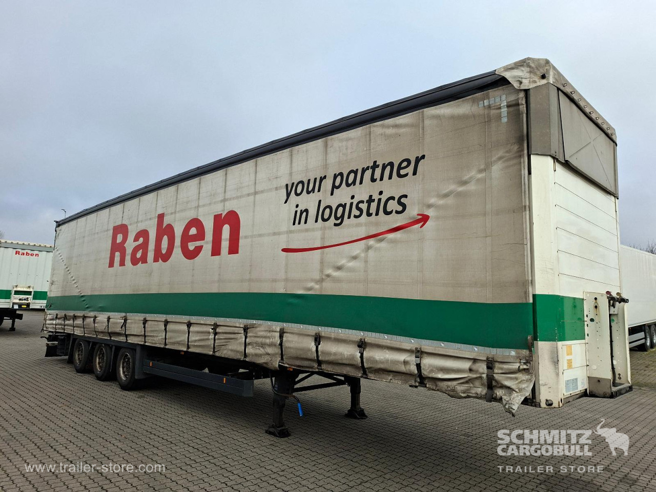 Schmitz Cargobull Curtainsider Varios 