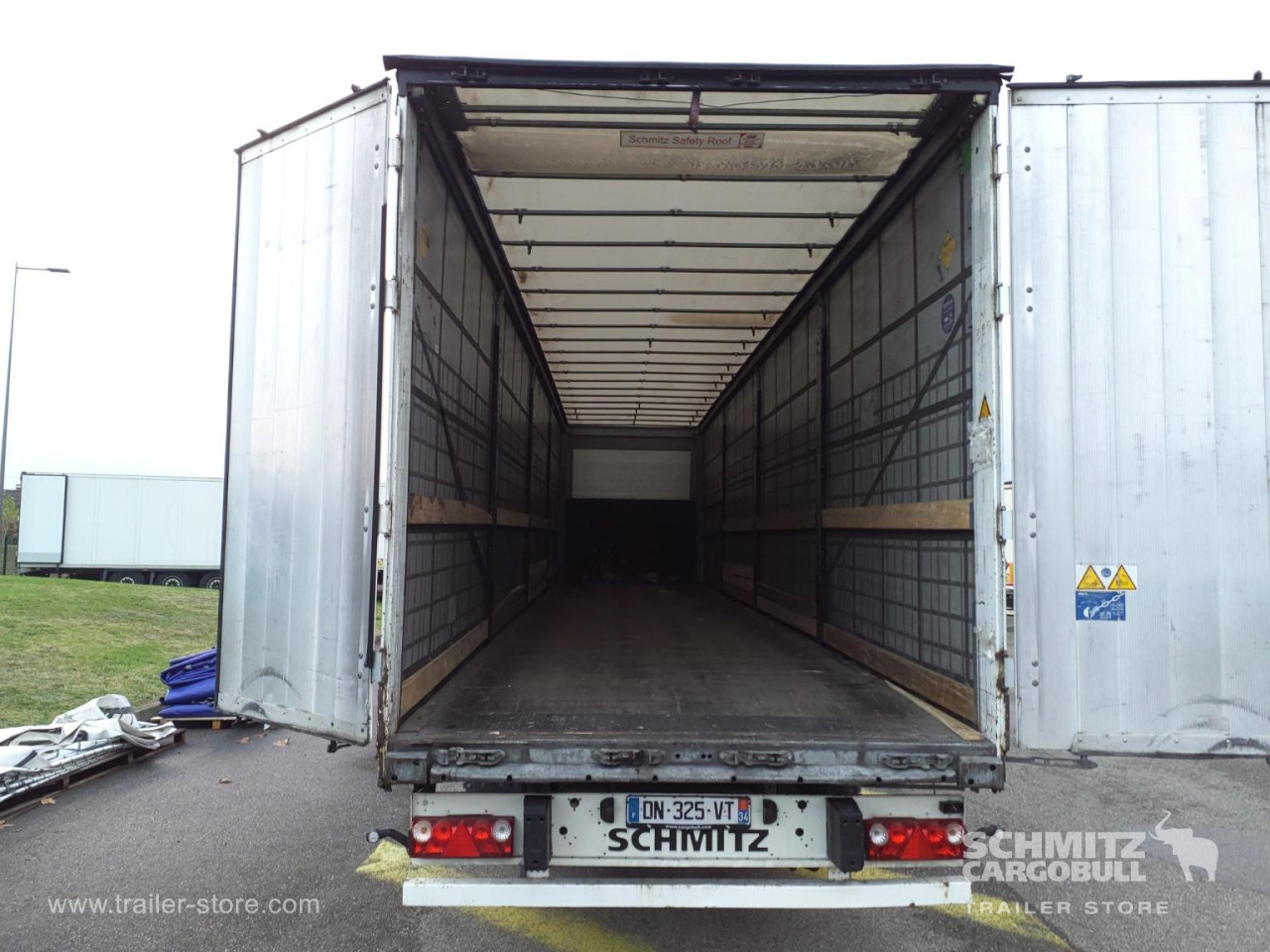 Schmitz Cargobull Semitrailer Curtainsider Standard 