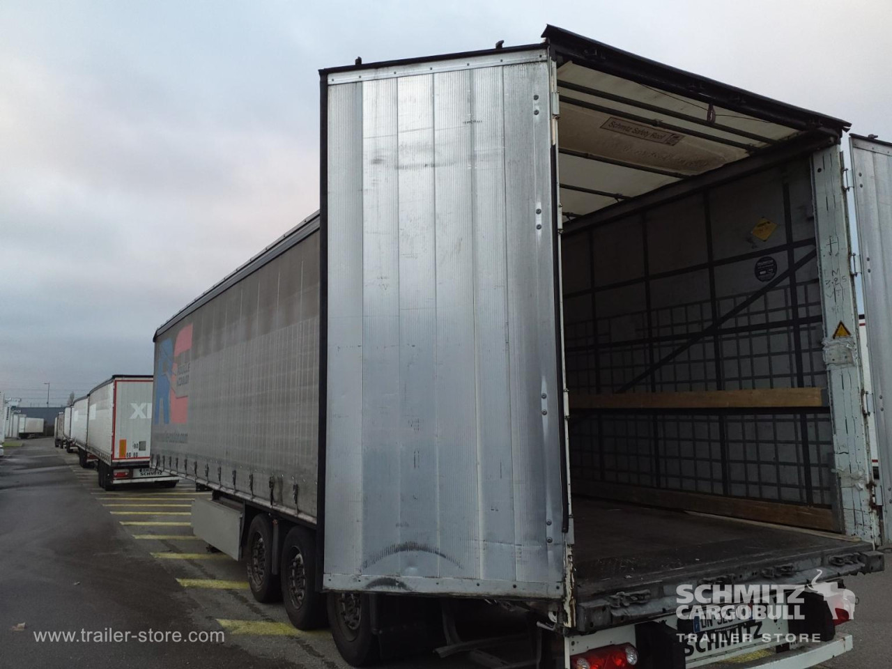 Schmitz Cargobull Semitrailer Curtainsider Standard 