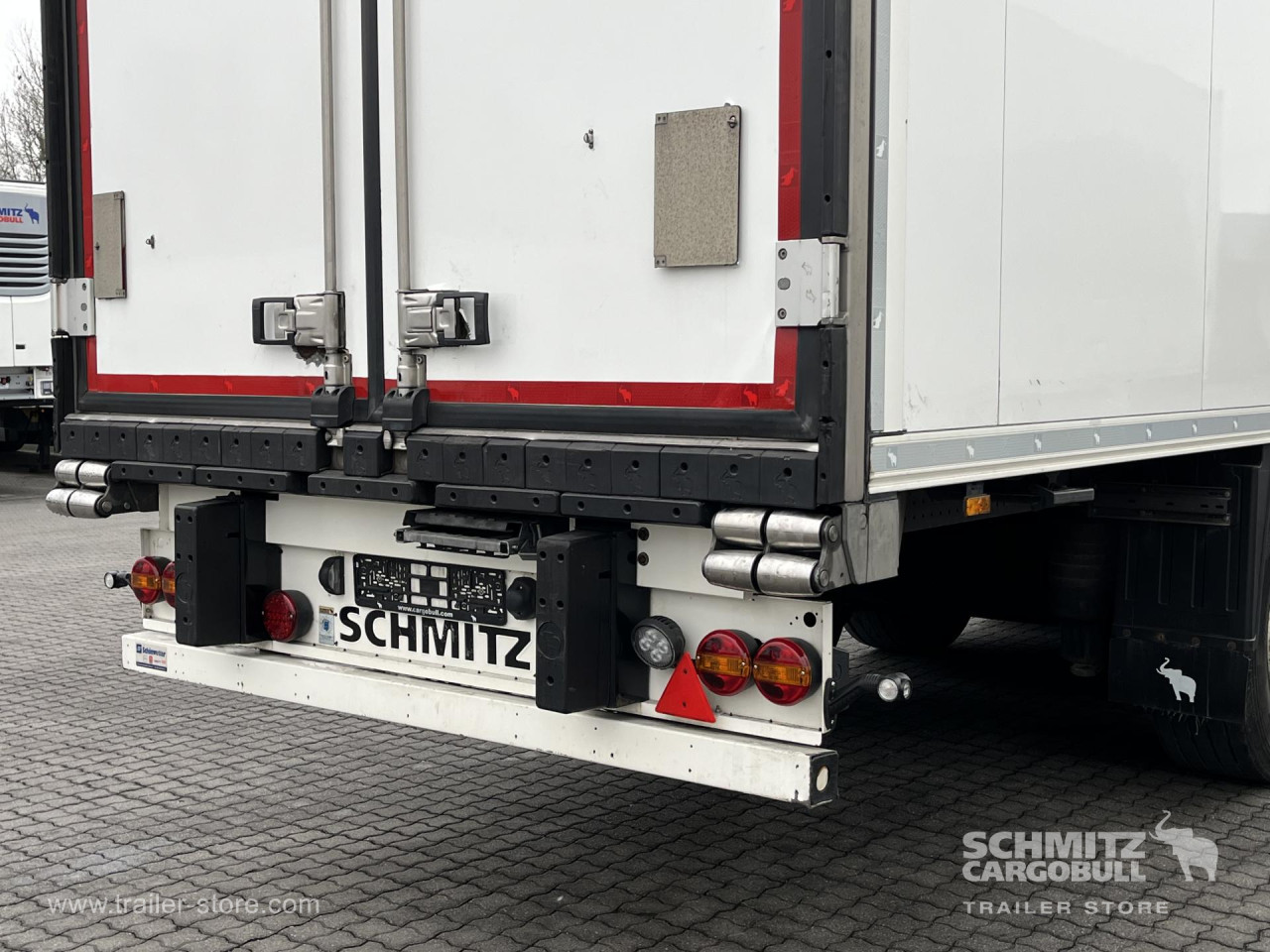 Schmitz Cargobull Tiefkühler Standard Doppelstock Trennwand 
