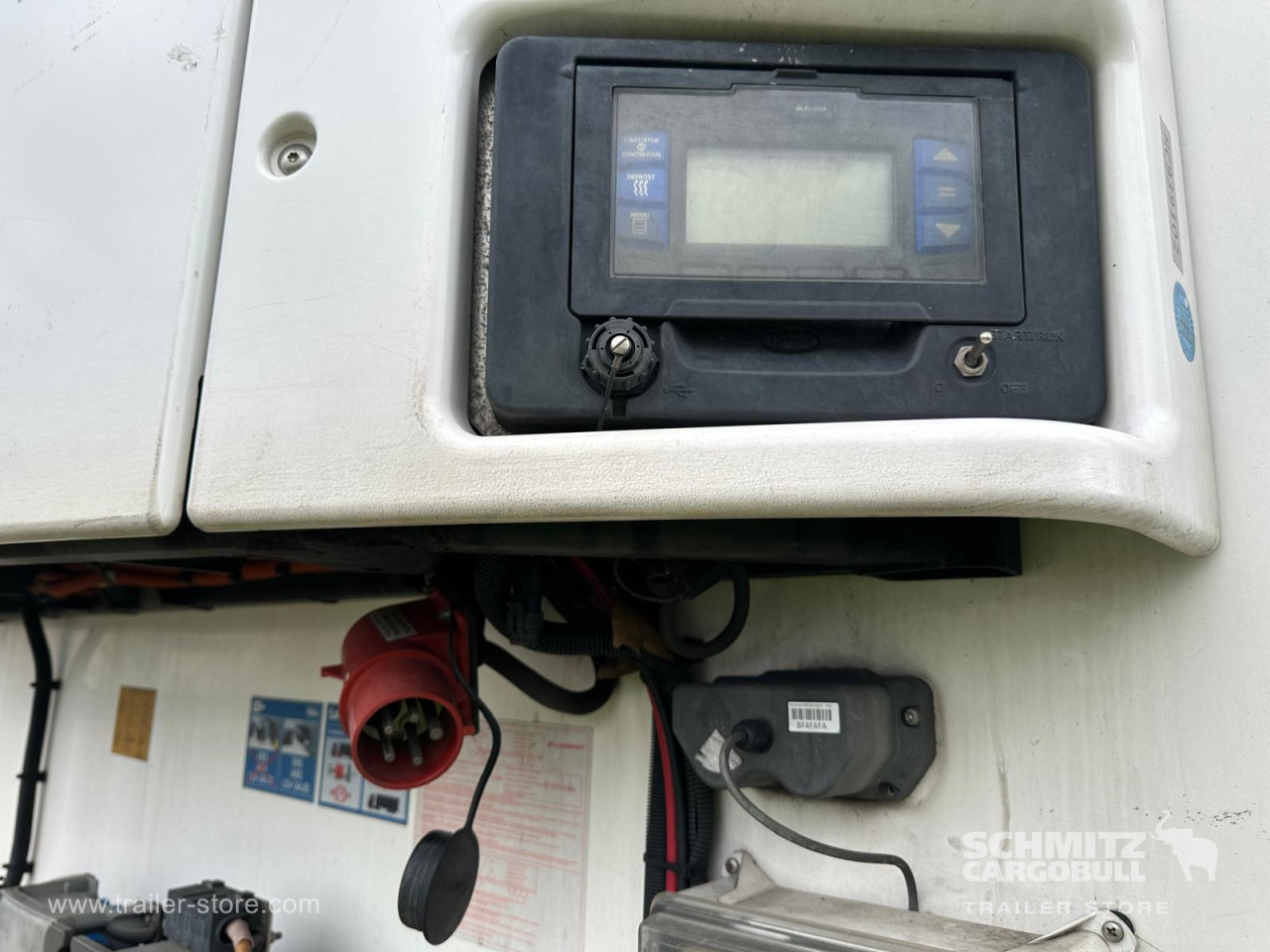 LAMBERET Semitrailer Reefer Multitemp 