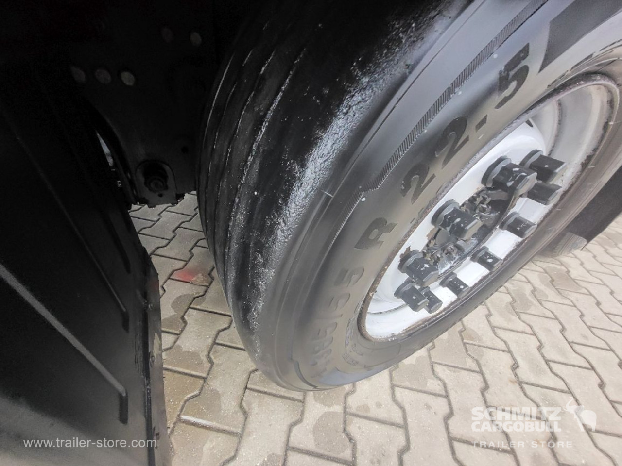 Schmitz Cargobull Curtainsider Mega 