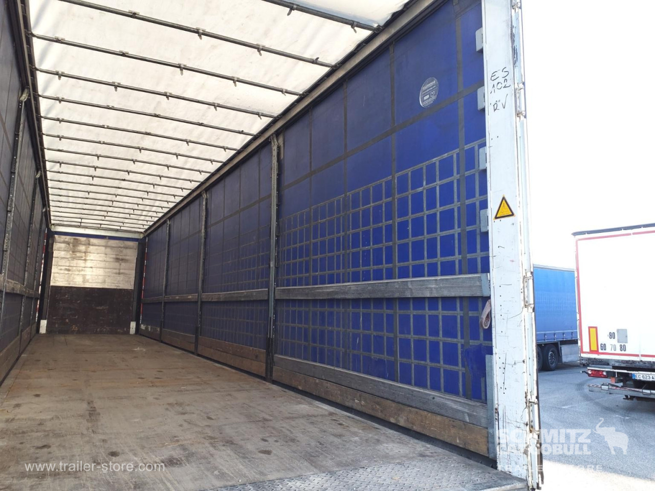 Schmitz Cargobull Semitrailer Curtainsider Standard 