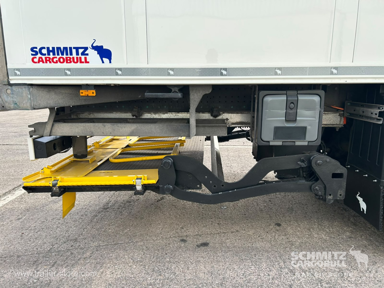 Schmitz Cargobull Reefer Multitemp Taillift 