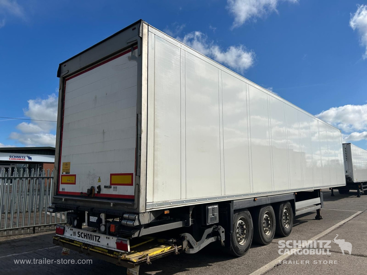 Schmitz Cargobull Reefer Multitemp Taillift 