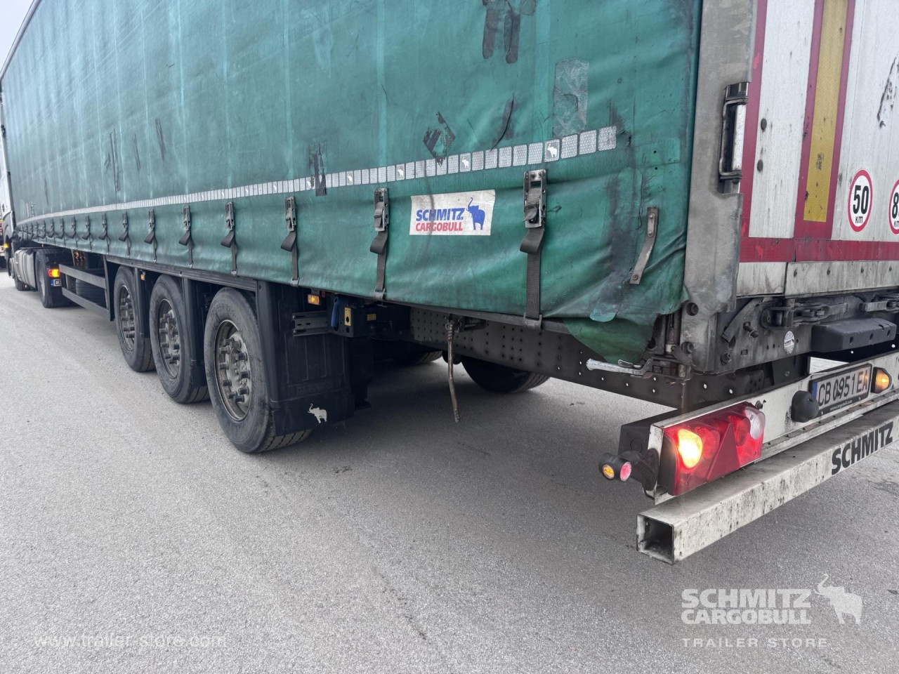 Schmitz Cargobull Curtainsider Mega 