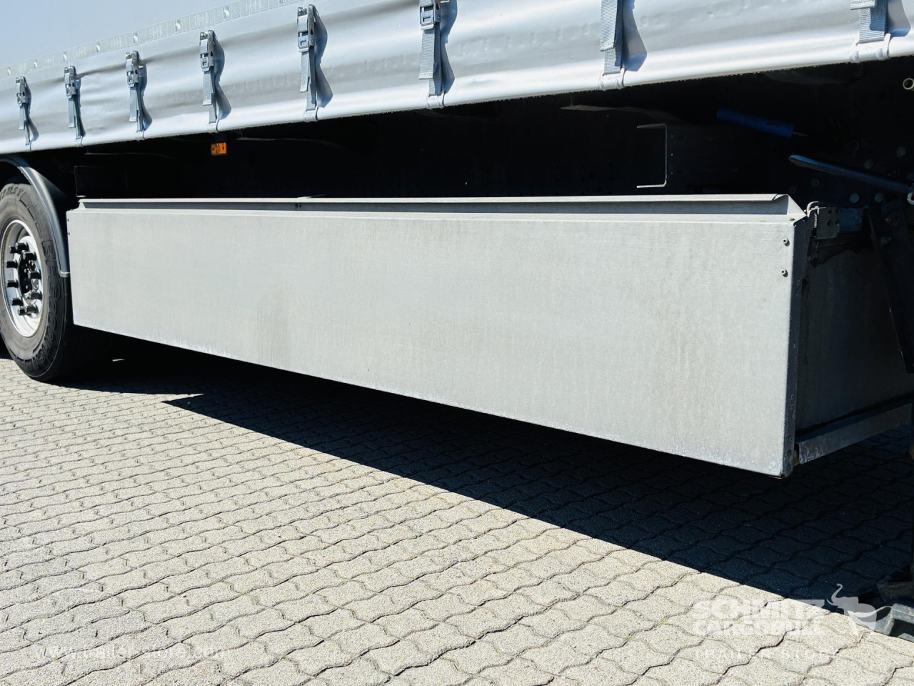 Schmitz Cargobull Curtainsider Standard 