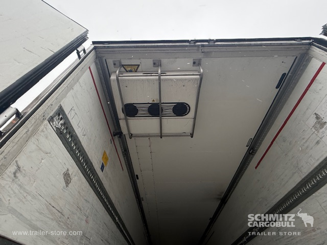 Schmitz Cargobull Oplegger Vries Multitemp Taillift 