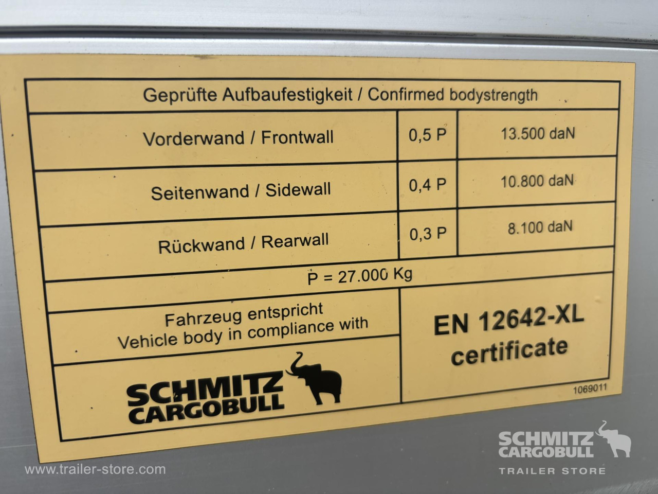 Schmitz Cargobull Curtainsider Standard 