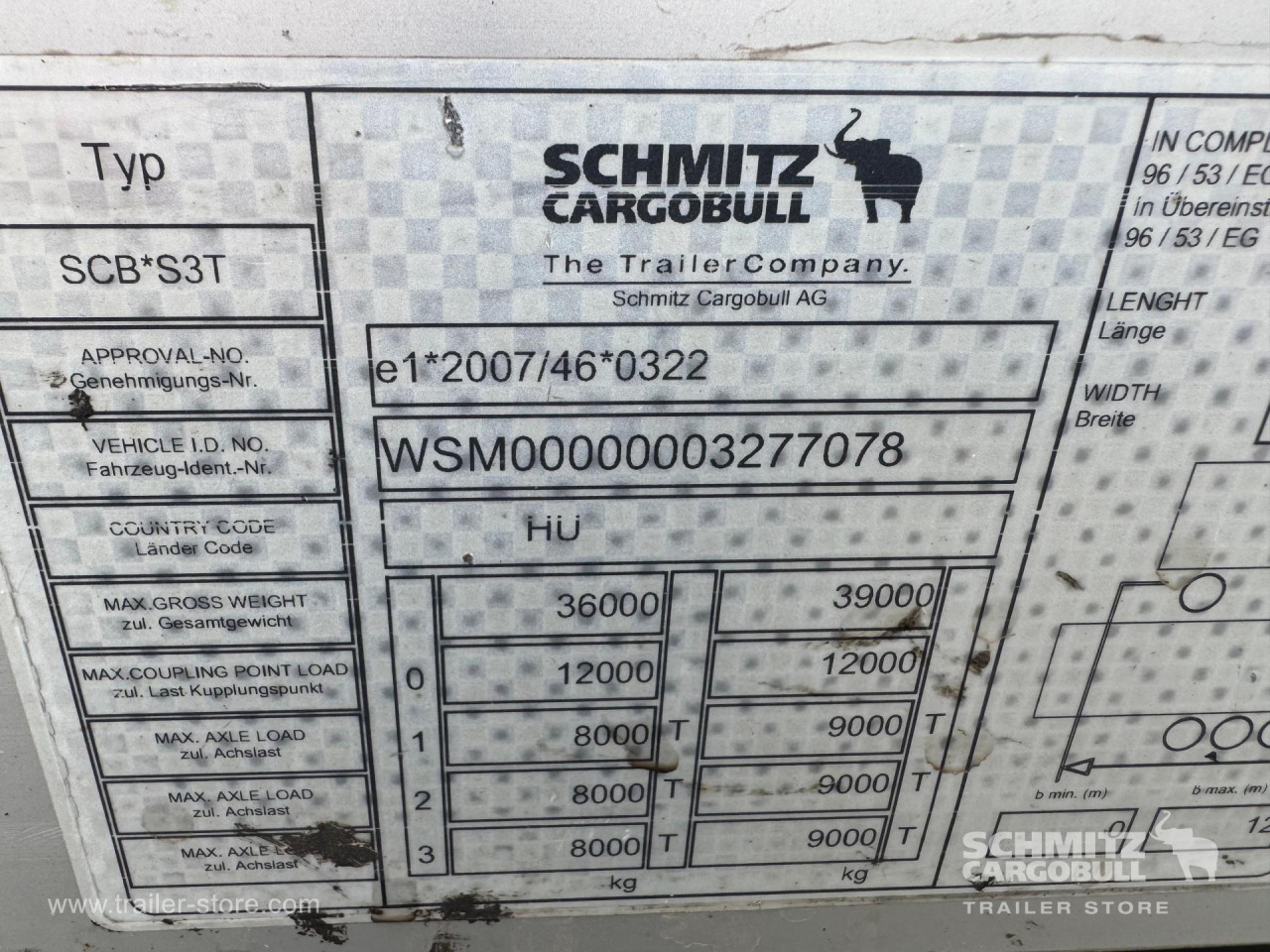 Schmitz Cargobull Curtainsider Mega 