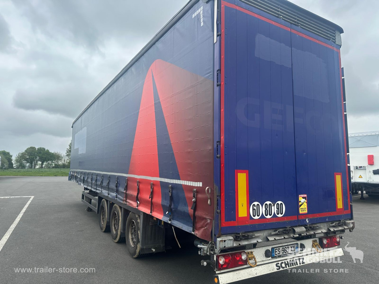 Schmitz Cargobull Semitrailer Curtainsider Mega 