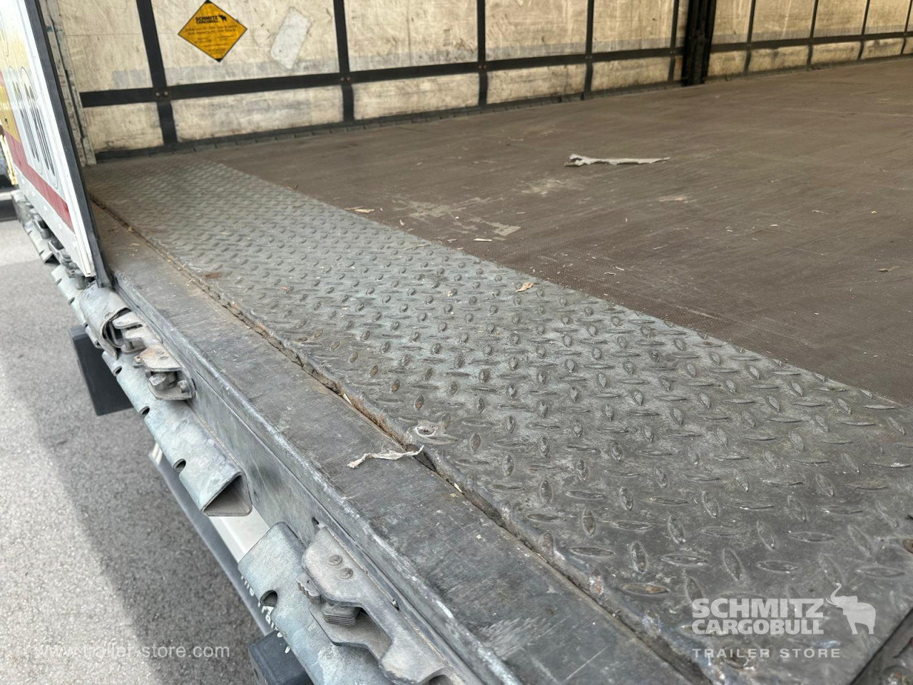 Schmitz Cargobull Semitrailer Curtainsider Standard 