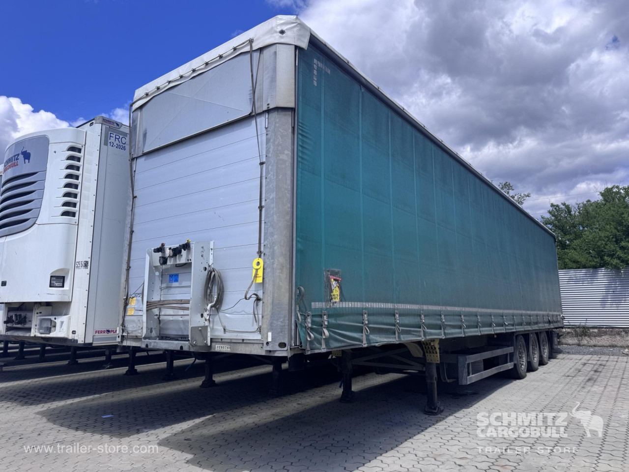 Schmitz Cargobull Curtainsider Mega 