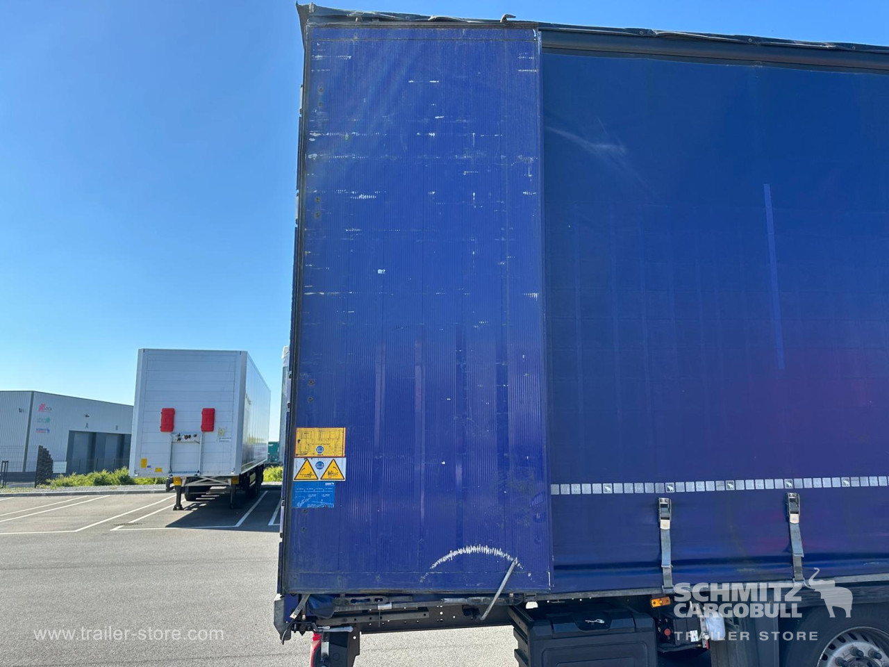Schmitz Cargobull Semitrailer Curtainsider Mega 