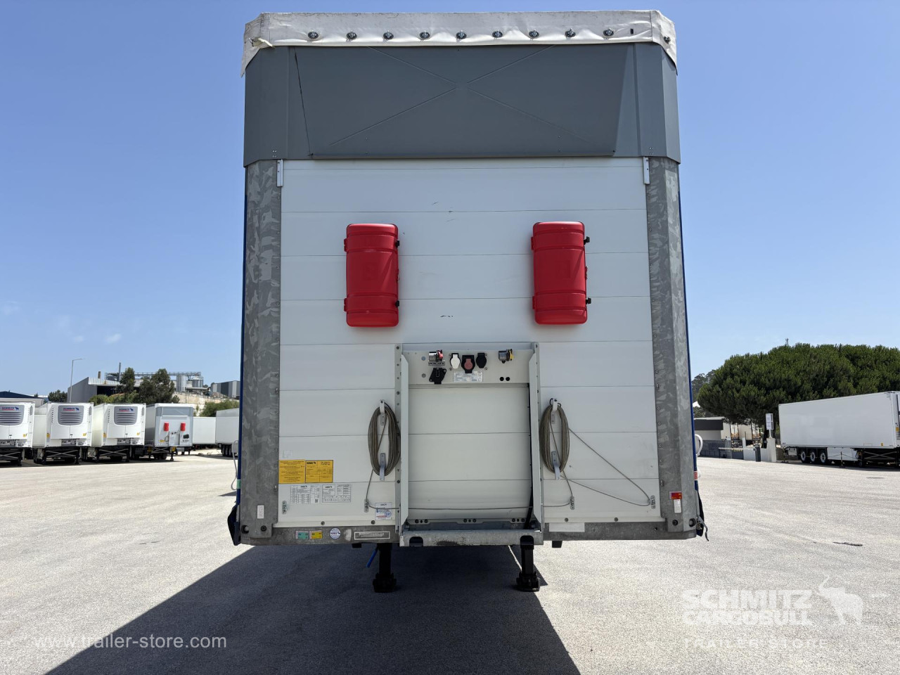 Schmitz Cargobull Curtainsider Standard 