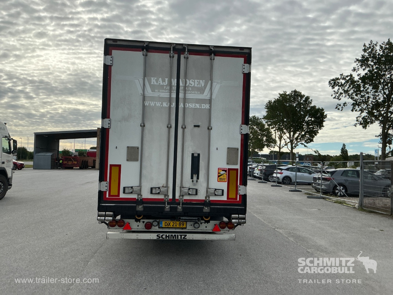 Schmitz Cargobull Reefer Meat hanging system 