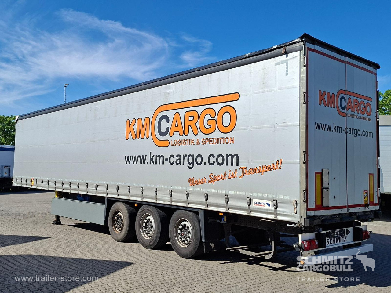 Schmitz Cargobull Curtainsider Standard Getränke 