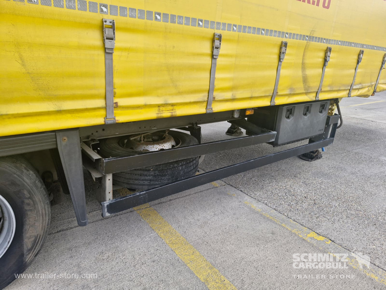 Schmitz Cargobull Curtainsider Mega 