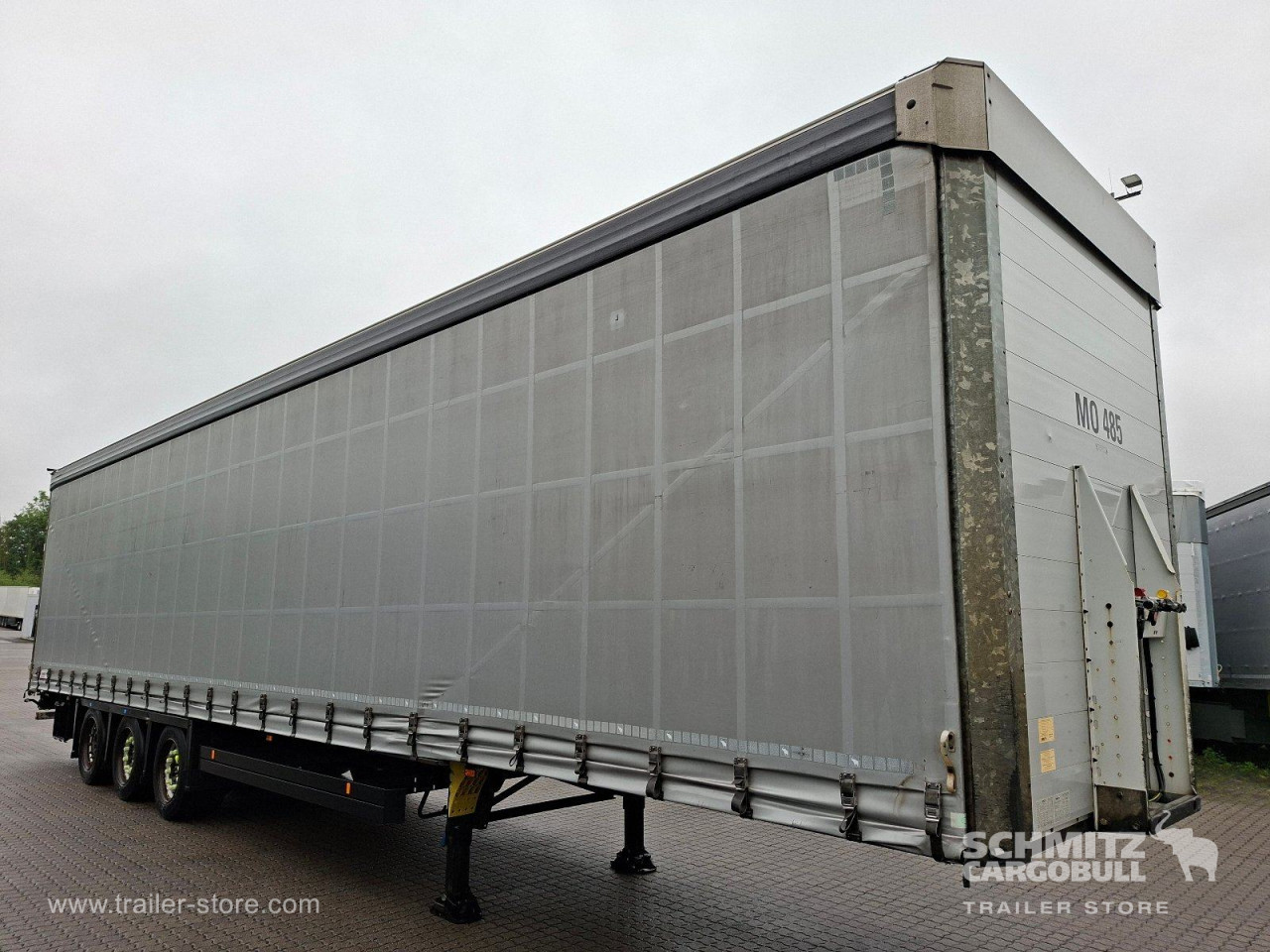 Schmitz Cargobull Curtainsider Mega Getränke 